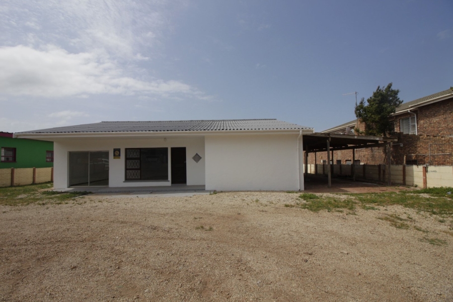 4 Bedroom Property for Sale in Jeffreys Bay Central Eastern Cape